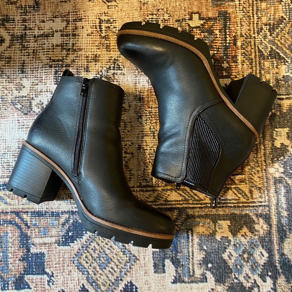 Naturalizer Madalynn Ankle Boot Sz. 9 Wide